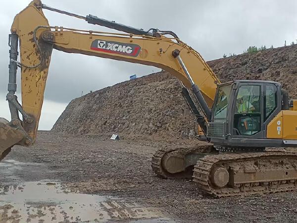 徐工XE380GK履带式挖掘机