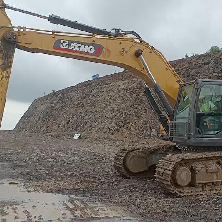 徐工XE380GK履带式挖掘机