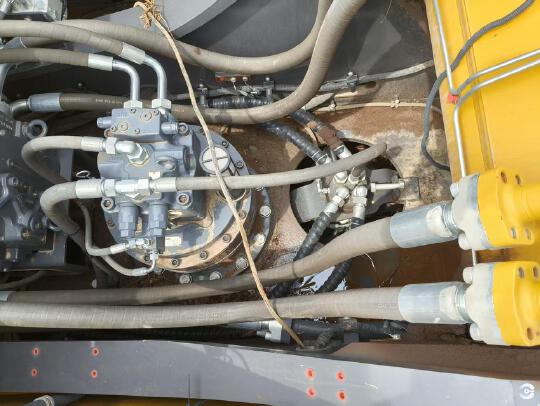 徐工XE380GK履帶式挖掘機