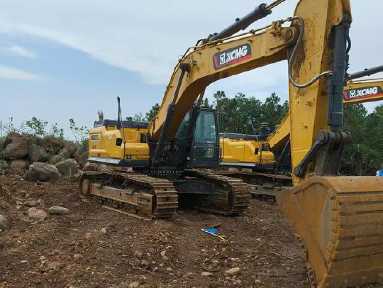 徐工XE380GK履帶式挖掘機