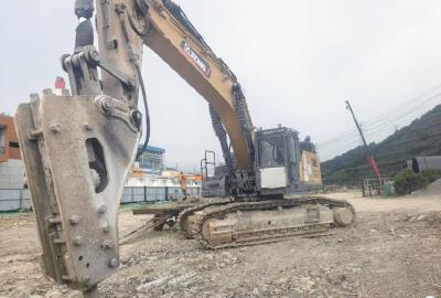 徐工XE650GK履帶式挖掘機