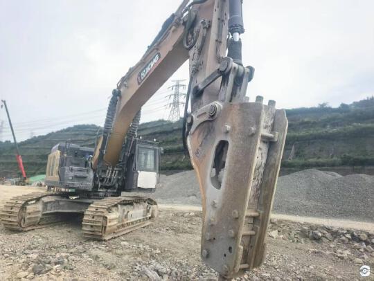 徐工XE650GK履帶式挖掘機(jī)