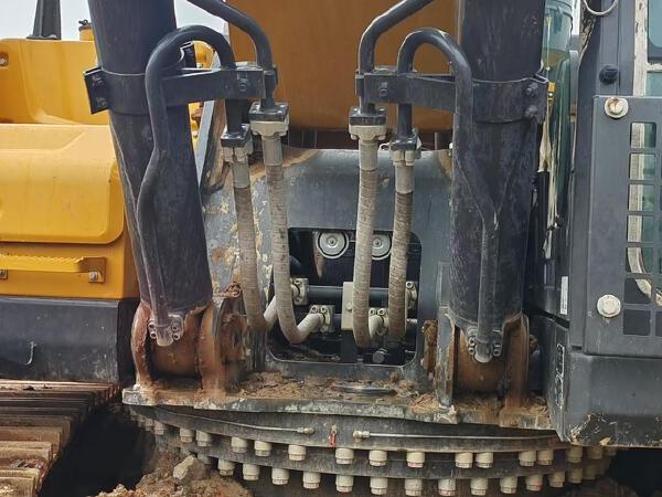 徐工XE380GK履带式挖掘机