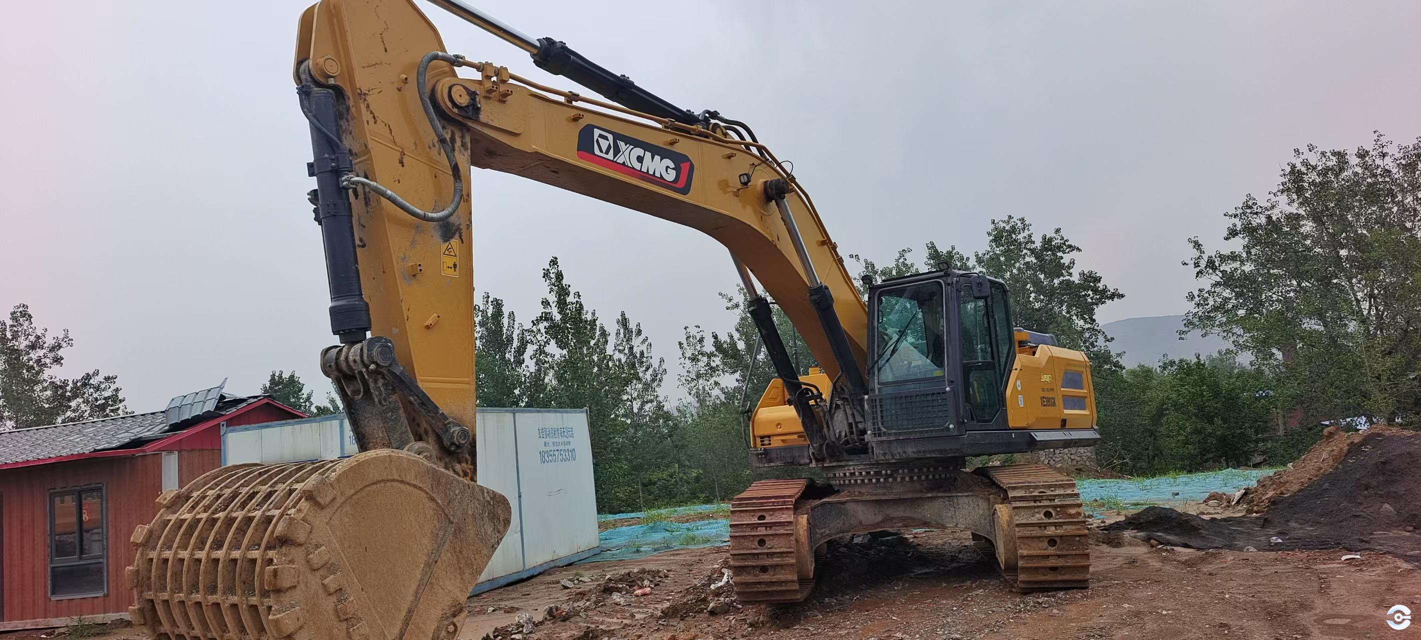 徐工XE380GK履带式挖掘机