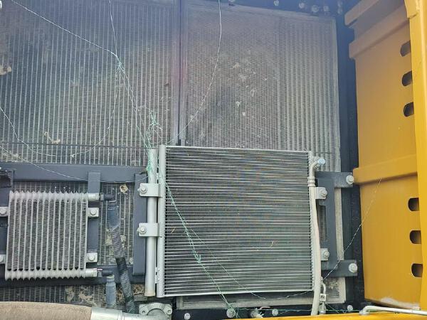 徐工XE380GK履带式挖掘机