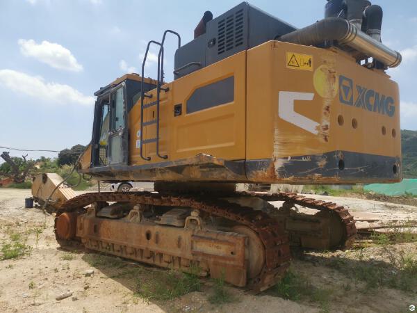 徐工XE690DK履帶式挖掘機(jī)