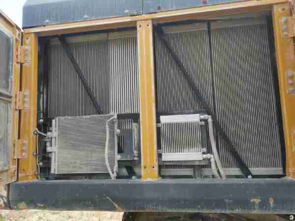 徐工XE690DK履带式挖掘机