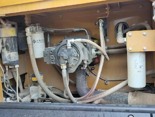 徐工XE380GK履带式挖掘机