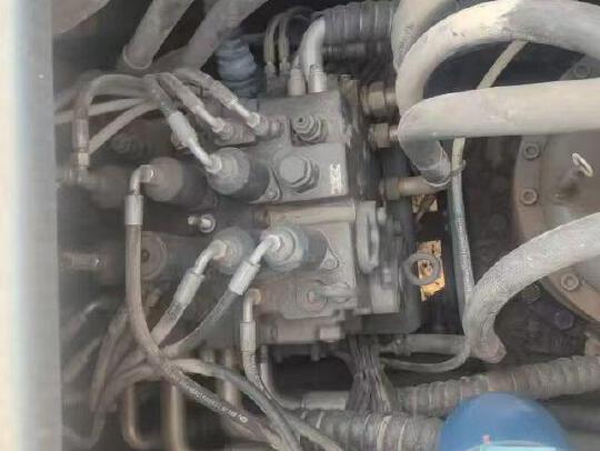 徐工XE550DK履帶式挖掘機