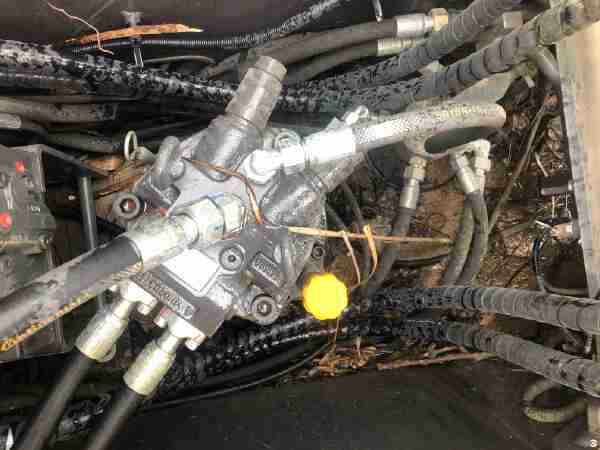 徐工XE135G履帶式挖掘機