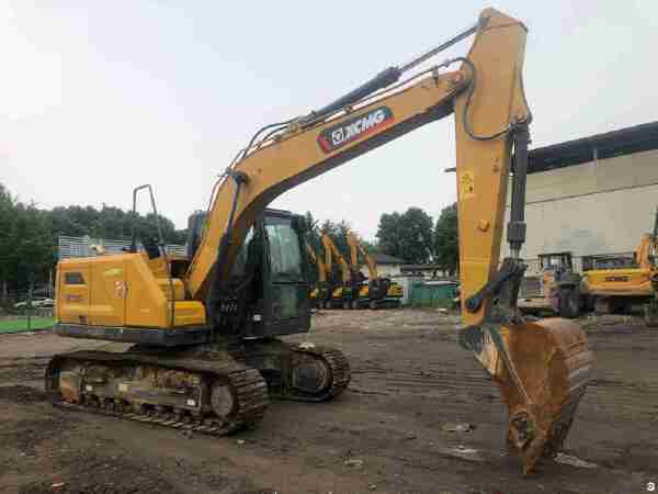 徐工XE135G履帶式挖掘機