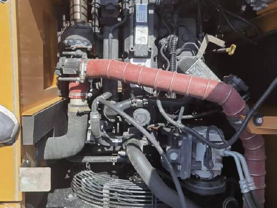 徐工XE135G履帶式挖掘機