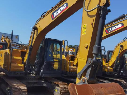 徐工XE135G履帶式挖掘機