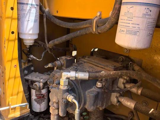 徐工XE135G履帶式挖掘機