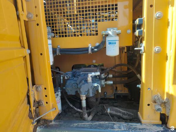 徐工XE135G履帶式挖掘機