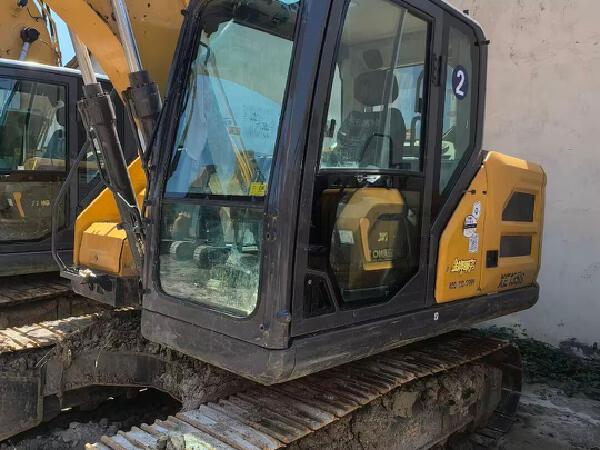 徐工XE135G履帶式挖掘機