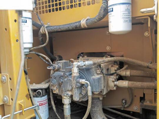 徐工XE135G履帶式挖掘機