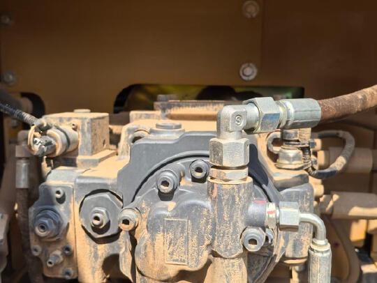 徐工XE135G履帶式挖掘機(jī)