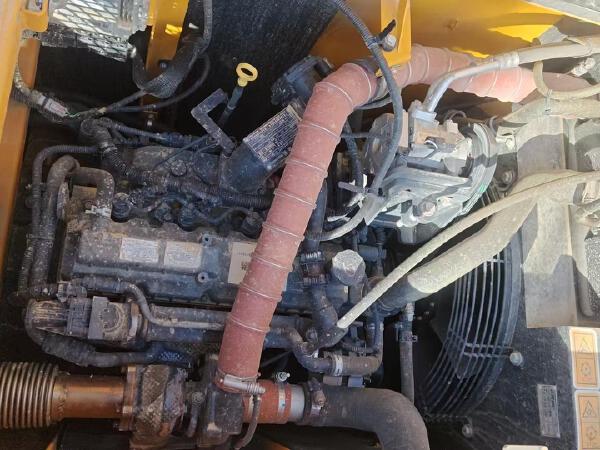 徐工XE135G履帶式挖掘機