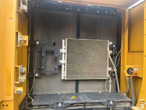 徐工XE200GA履带式挖掘机