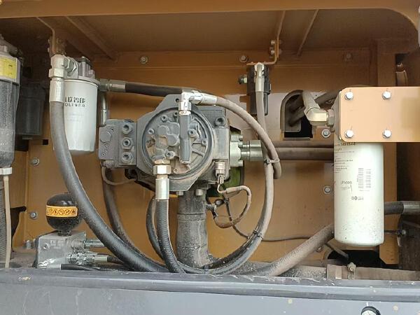 徐工XE380GK履带式挖掘机