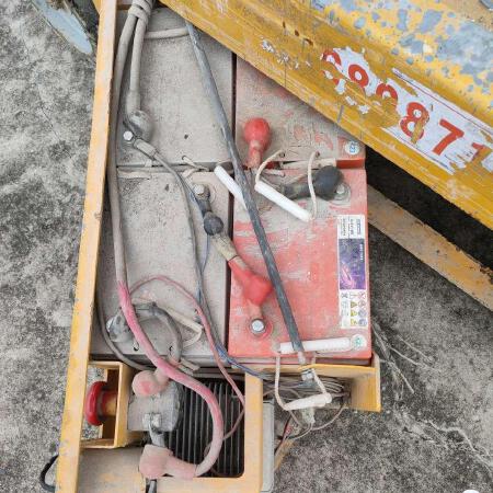 徐工GTJZ0607剪叉式高空作业平台