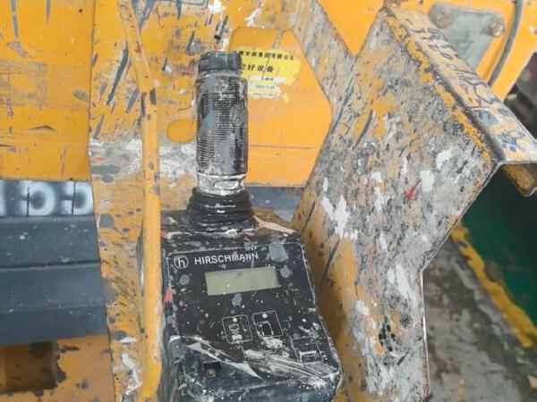 徐工GTJZ0607剪叉式高空作業(yè)平臺