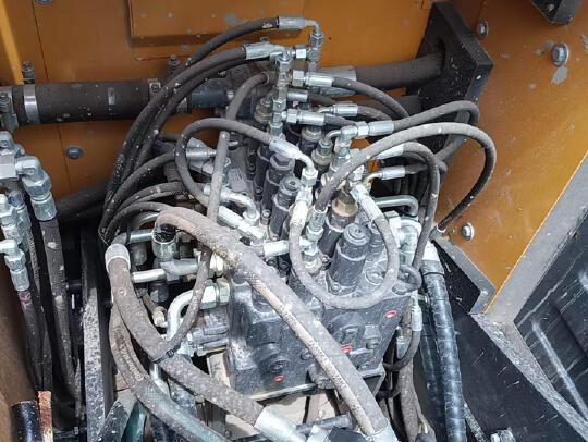 徐工XE135G履帶式挖掘機