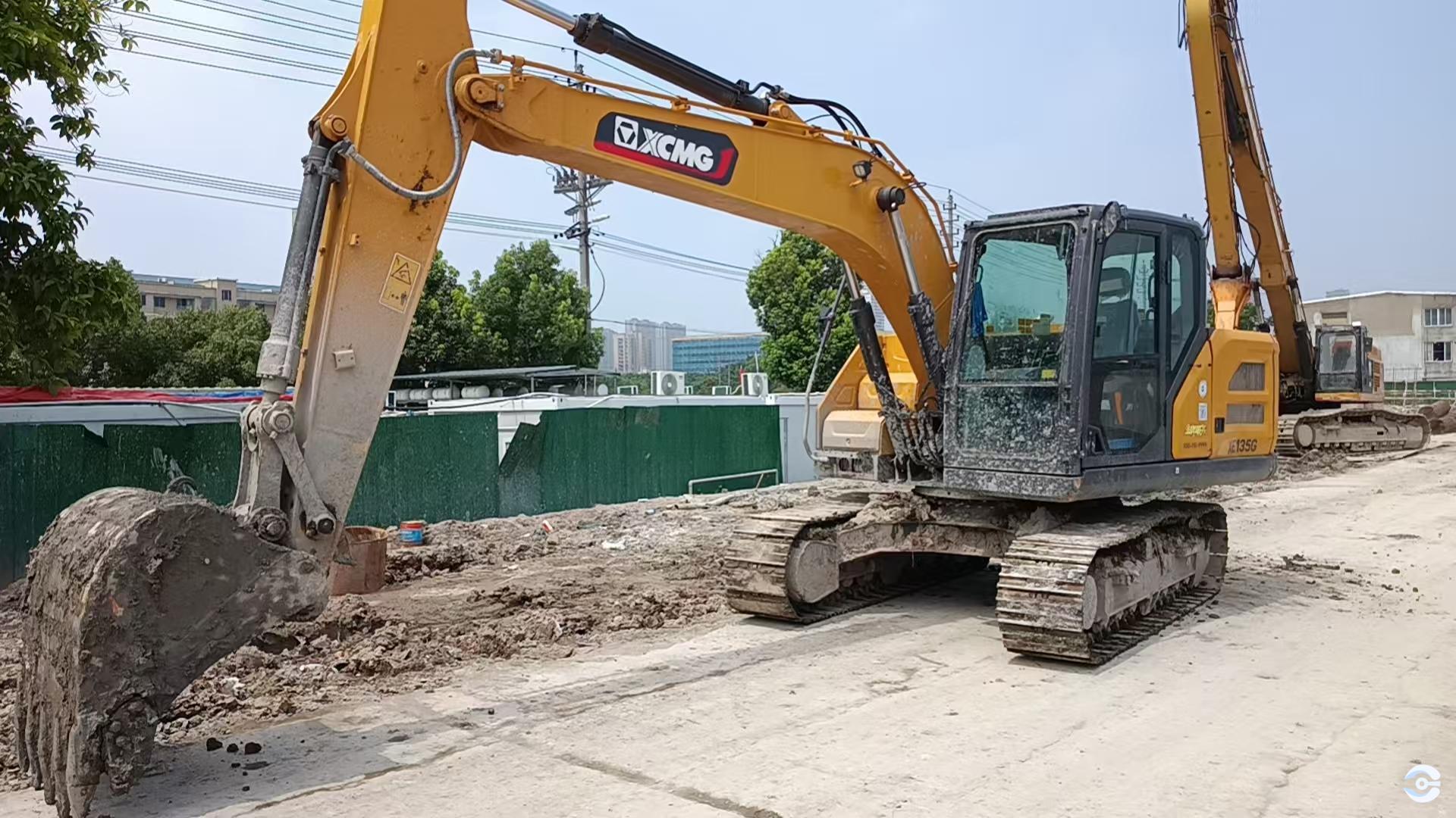 徐工XE135G履帶式挖掘機(jī)