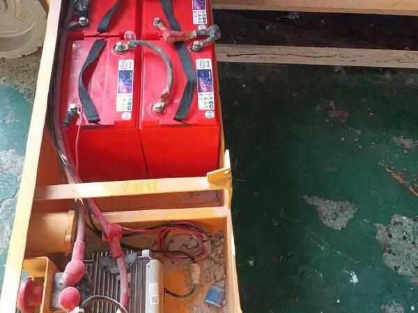 徐工GTJZ0808剪叉式高空作業(yè)平臺