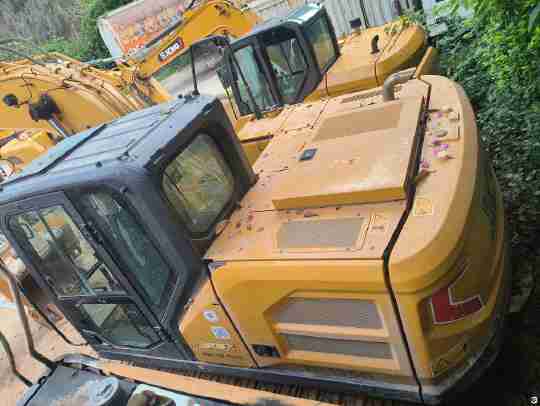 徐工XE135G履帶式挖掘機