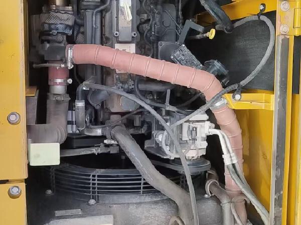 徐工XE135G履帶式挖掘機