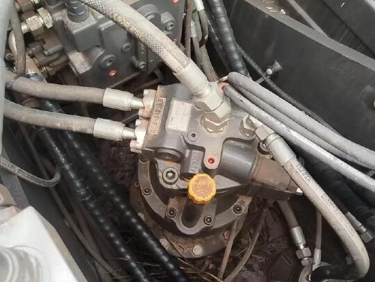 徐工XE135G履帶式挖掘機