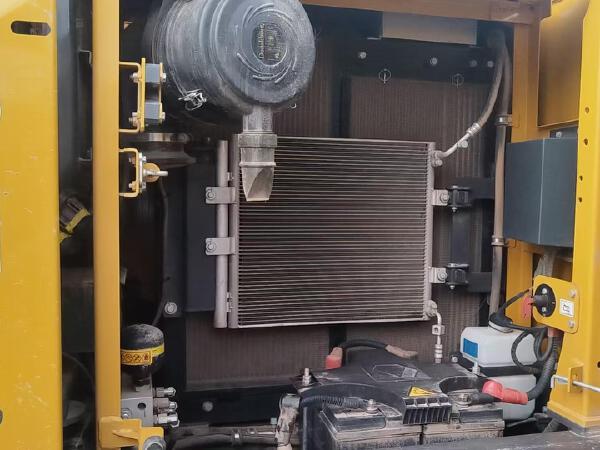 徐工XE135G履帶式挖掘機