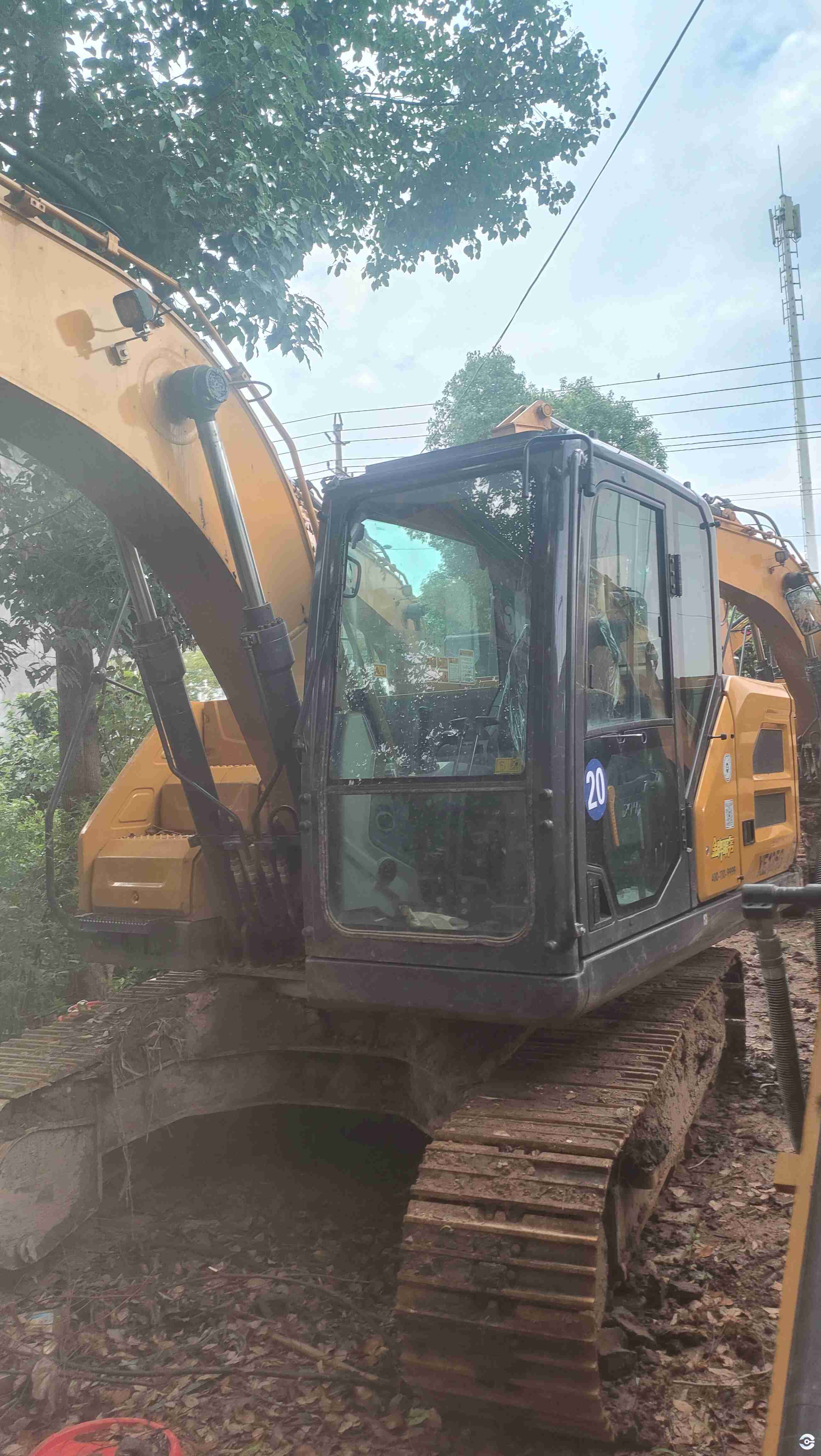 四川徐工二手履带式挖掘机