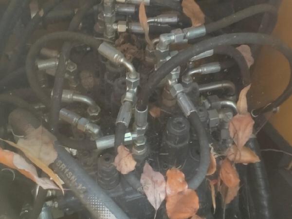 徐工XE135G履带式挖掘机