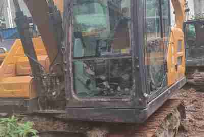 徐工XE135G履带式挖掘机