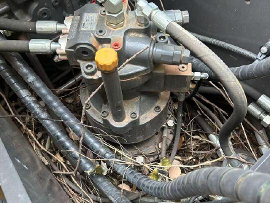 徐工XE135G履带式挖掘机