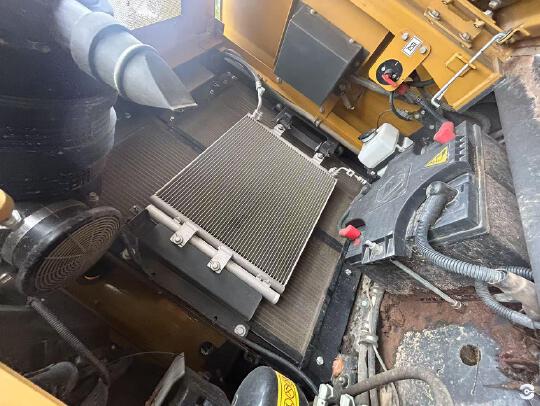 徐工XE135G履带式挖掘机