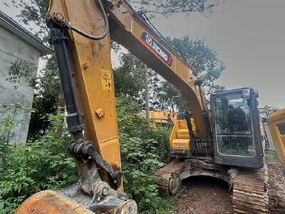 徐工XE135G履带式挖掘机