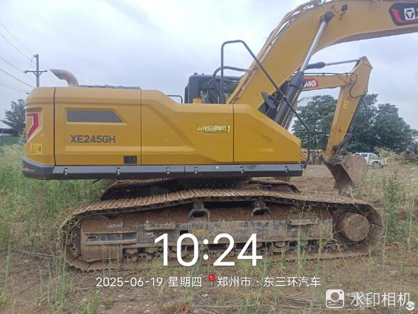 徐工XE245GH履带式挖掘机