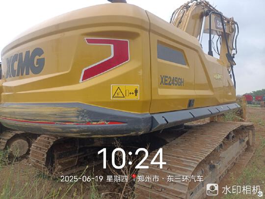 徐工XE245GH履带式挖掘机