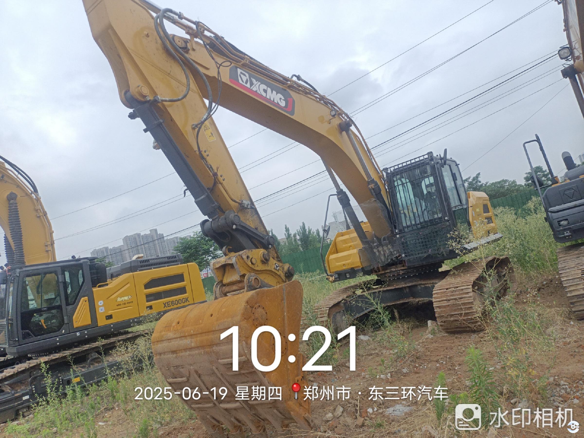 徐工XE245GH履带式挖掘机