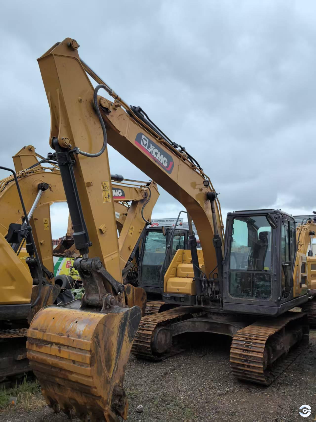 徐工XE135G履帶式挖掘機