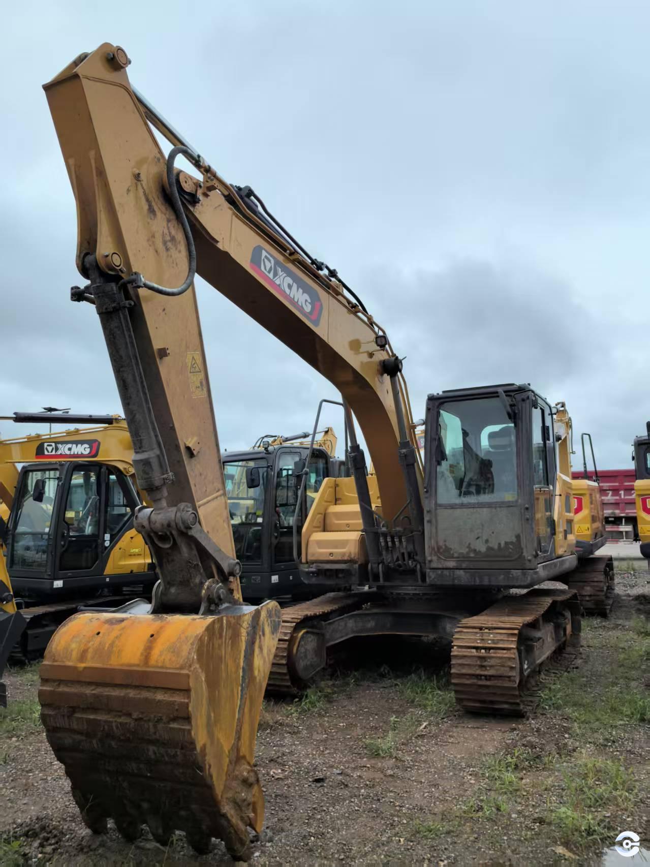 徐工XE135G履帶式挖掘機