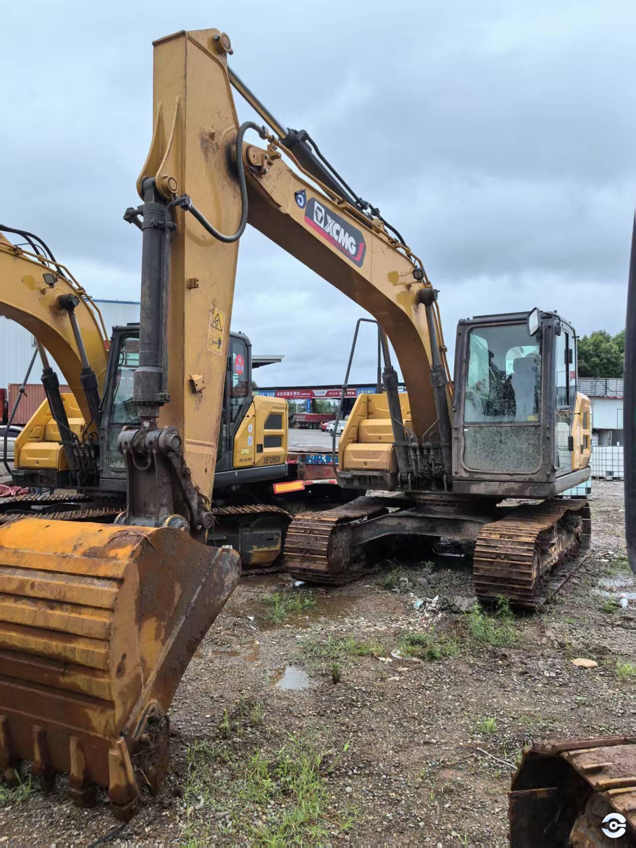 徐工XE135G履帶式挖掘機