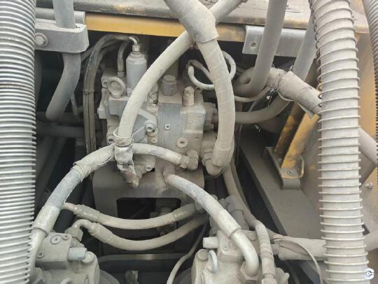 徐工XE690DK履带式挖掘机