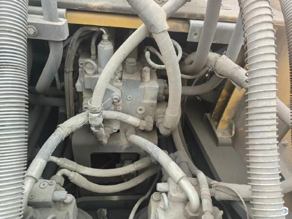 徐工XE690DK履带式挖掘机