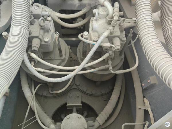 徐工XE690DK履带式挖掘机