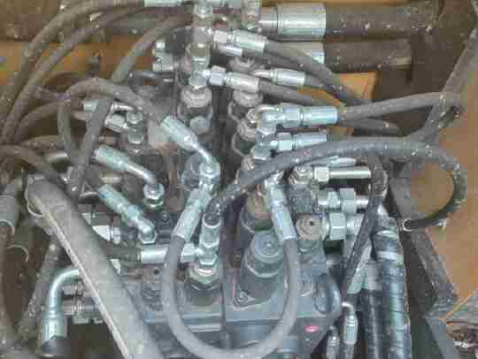 徐工XE135G履带式挖掘机